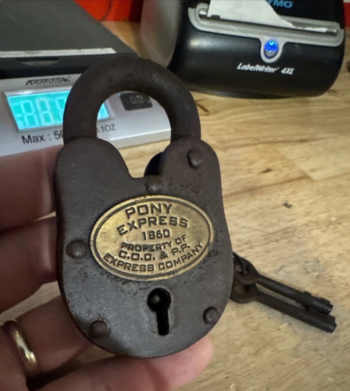 Cowboy Padlock Keys Set x2 Lock Western Wyatt Pony Express Yellowstone Horses