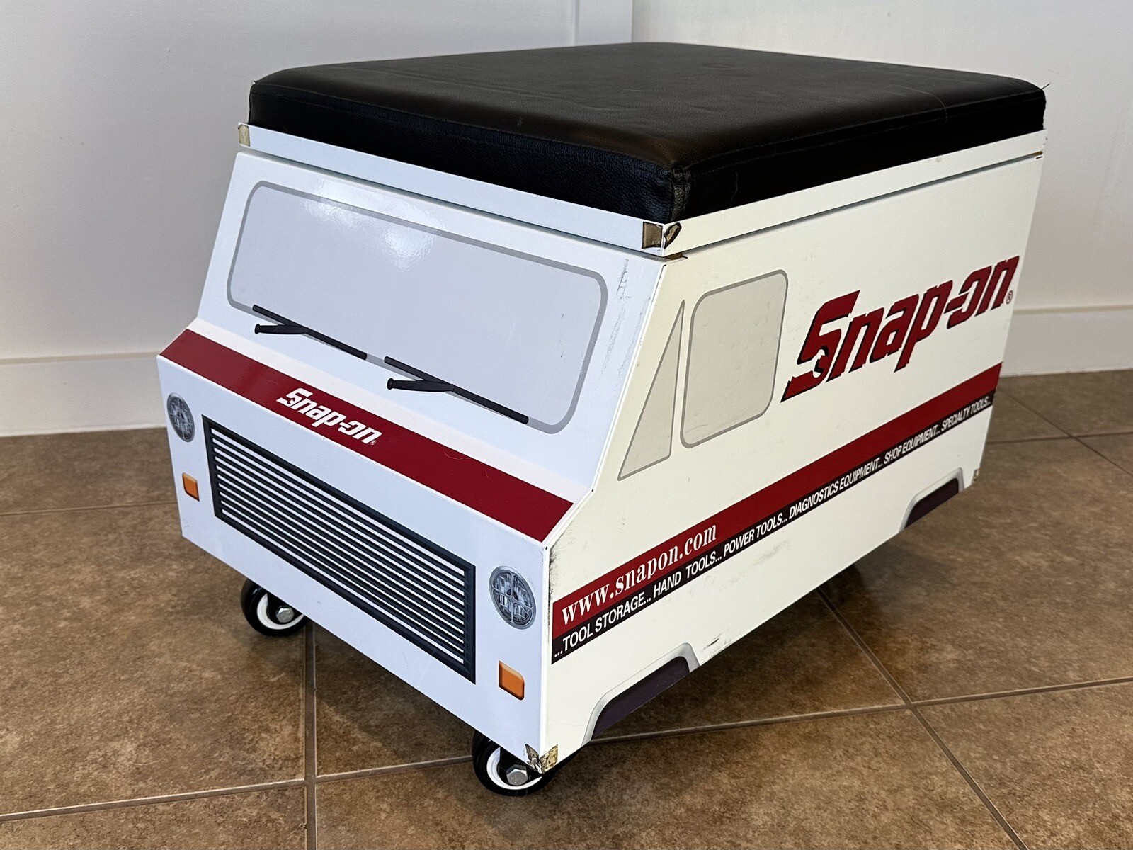 🔴 RARE – NEW Snap-On DEALER TRUCK VAN CREEPER ROLLING SEAT