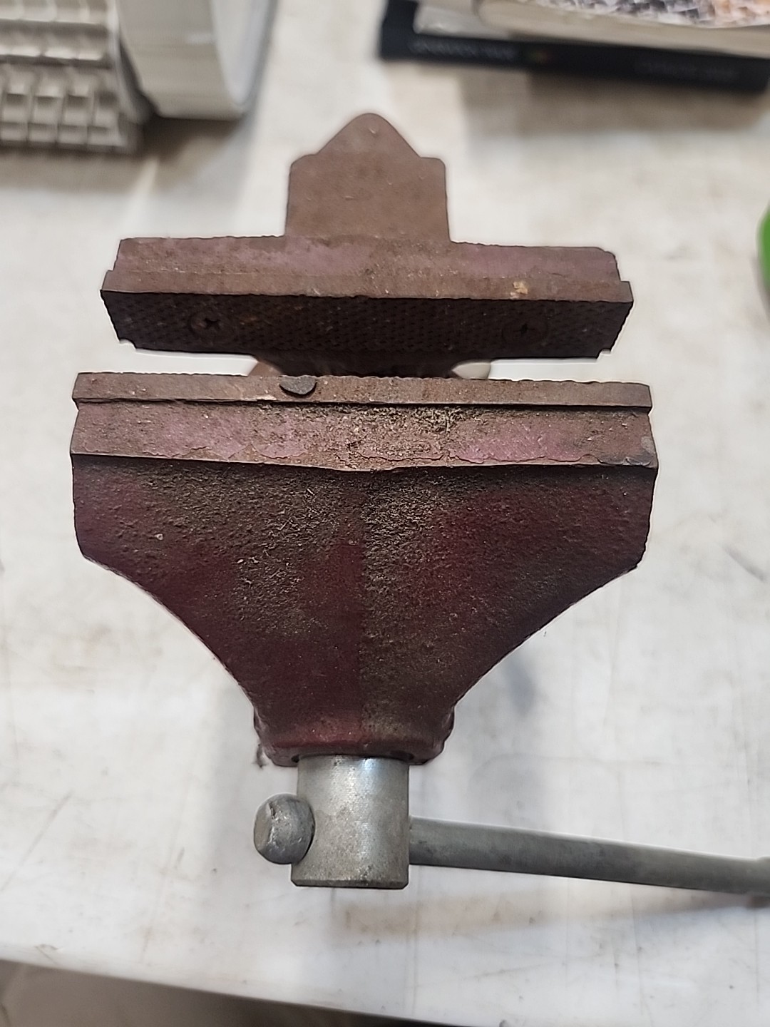 VINTAGE Home No. 204 SWIVEL ANVIL BENCH VISE 4″ JAW
