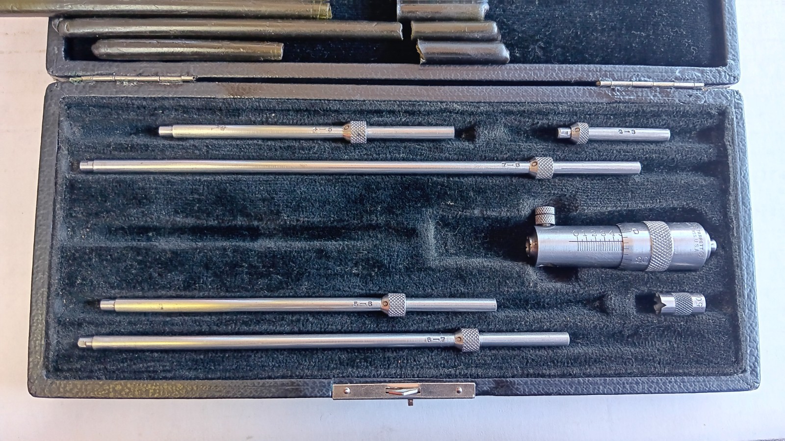 LS Starrett Inside Micrometer 2-8″ inches Missing 3-4″ Rod