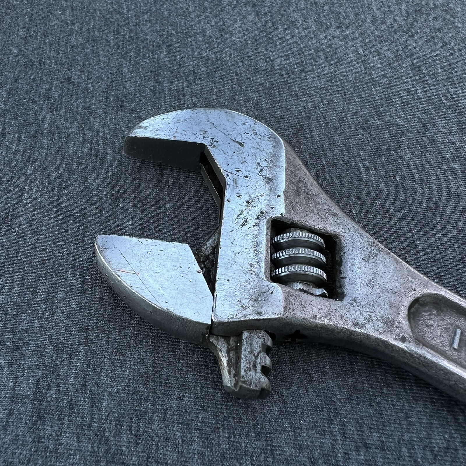 J.H. Williams 10″ SUPER JUSTABLE ADJUSTABLE WRENCH USA Diamond W