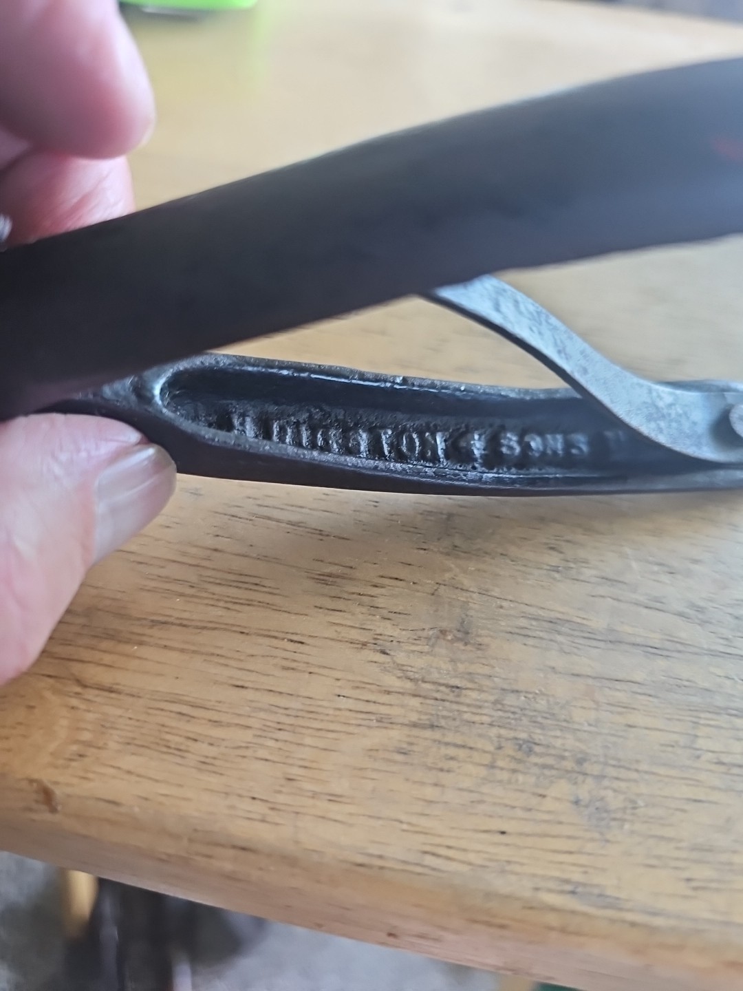VTG SAW SET, MONARCH,DISSTON & SONS,USA,Tooth Setting Pliers . 6″ Long.