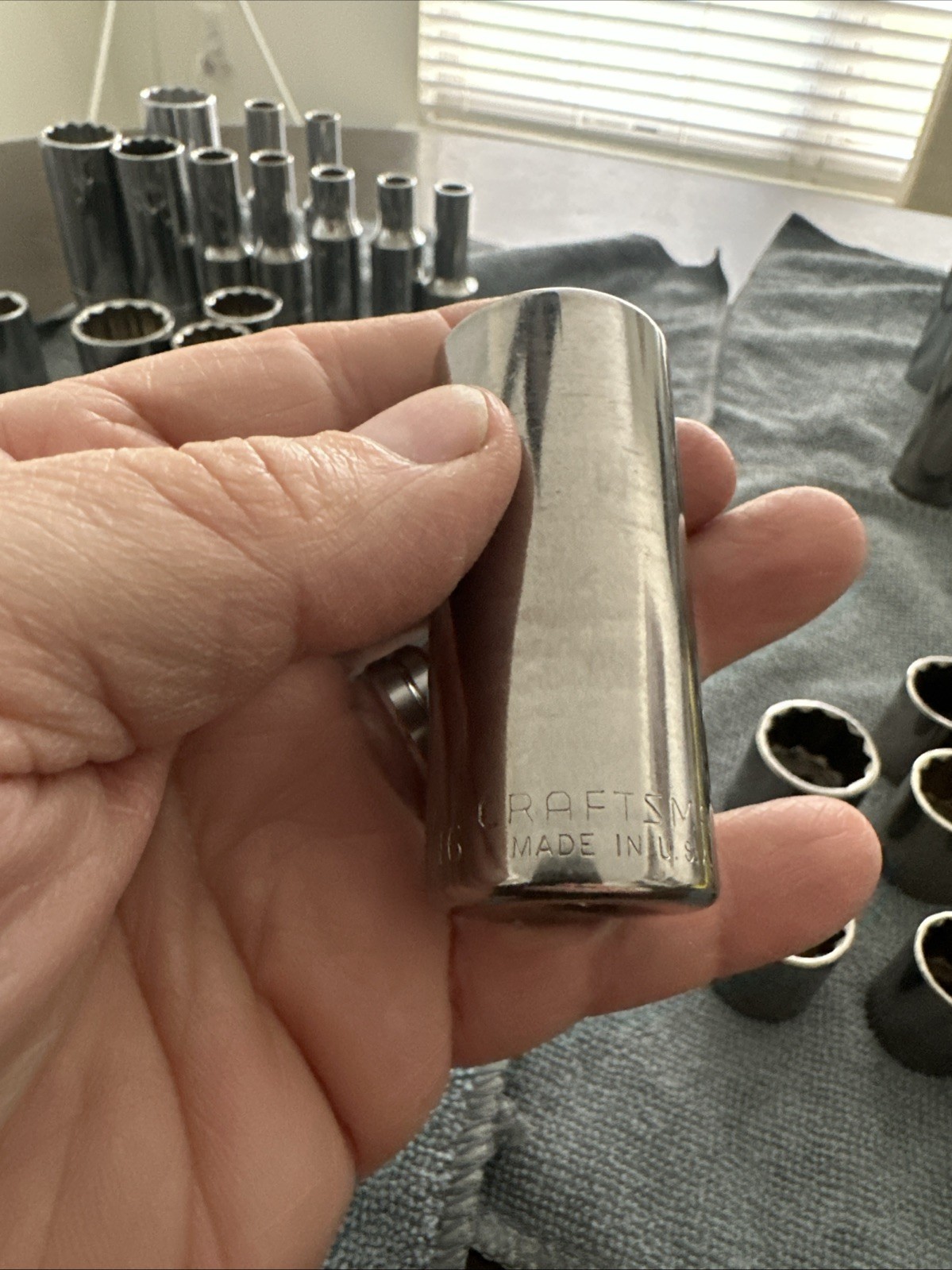 Craftsman and Husky Assorted SAE / Metric Sockets Lot of 90+ ITEMS Larger Sizes