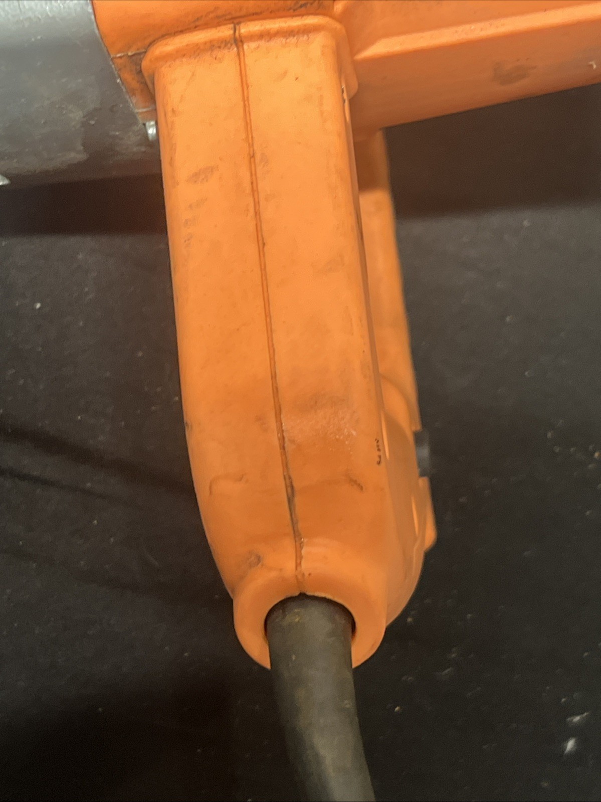 Chicago Electric 3-3/8 inch toe kick saw