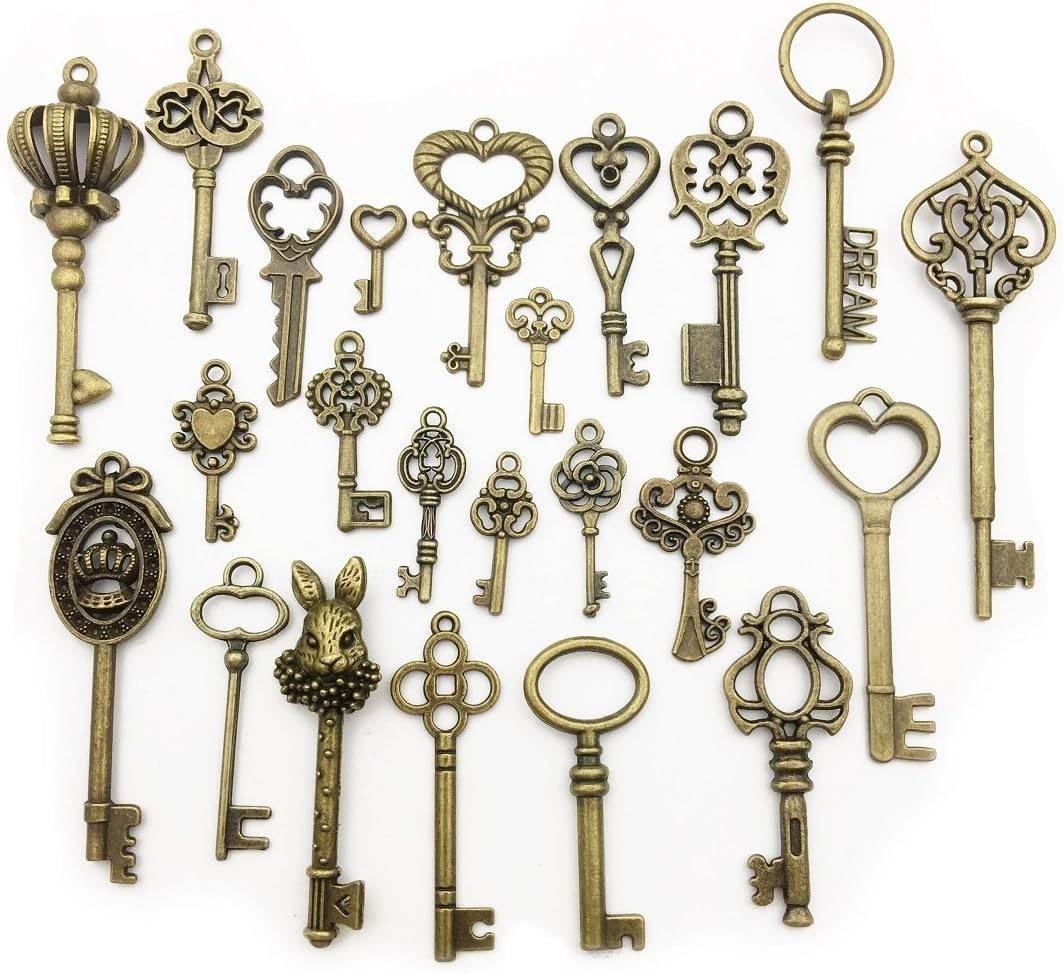 Versatile Vintage Skeleton Key Set – 46 Bronze Charms for Creative DIY Lovers
