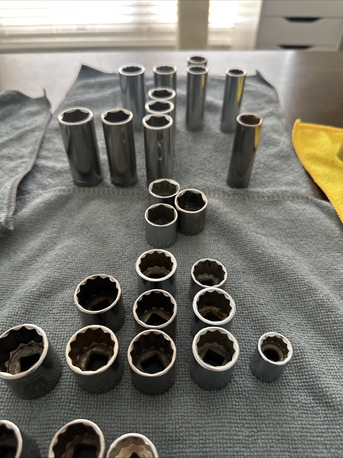 Craftsman and Husky Assorted SAE / Metric Sockets Lot of 90+ ITEMS Larger Sizes