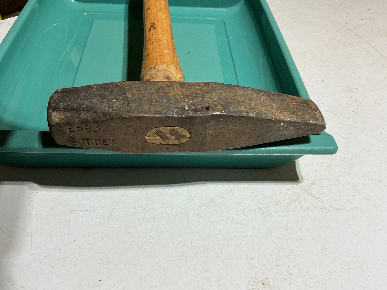 Vintage Large Blacksmith Cut Devil Cross Peen Hammer with Wood Handle