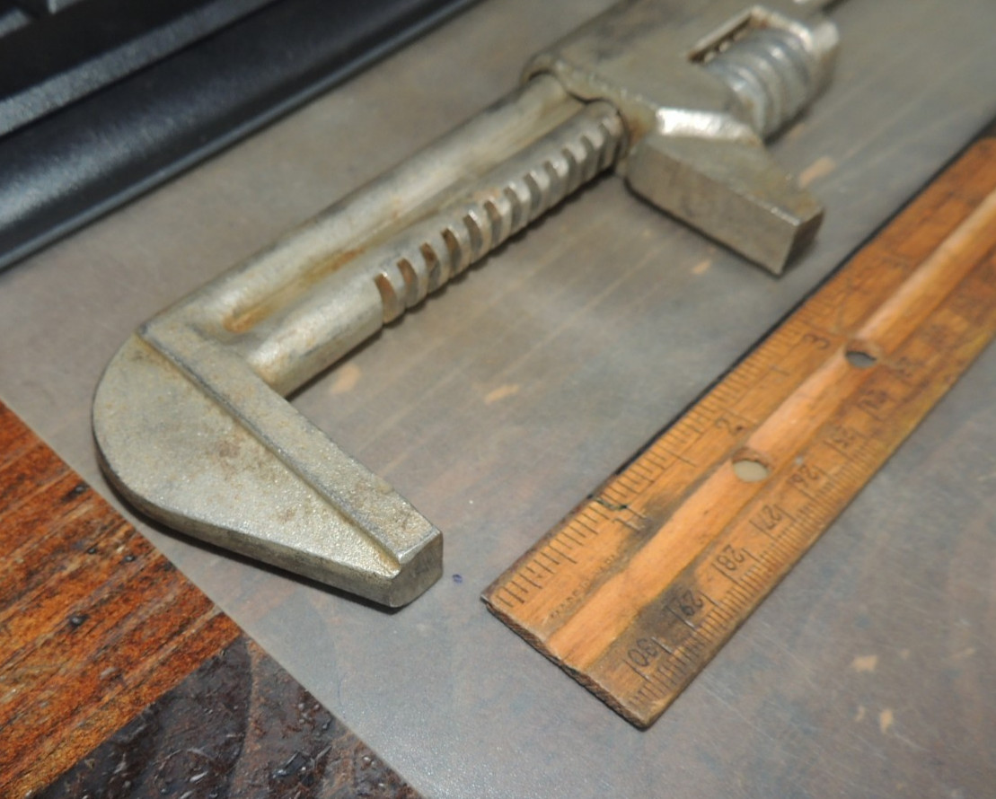 Vintage 11″ DIAMOND CAULK HORSESHOE CO. Adjustable Monkey Wrench DILUTH MINN USA