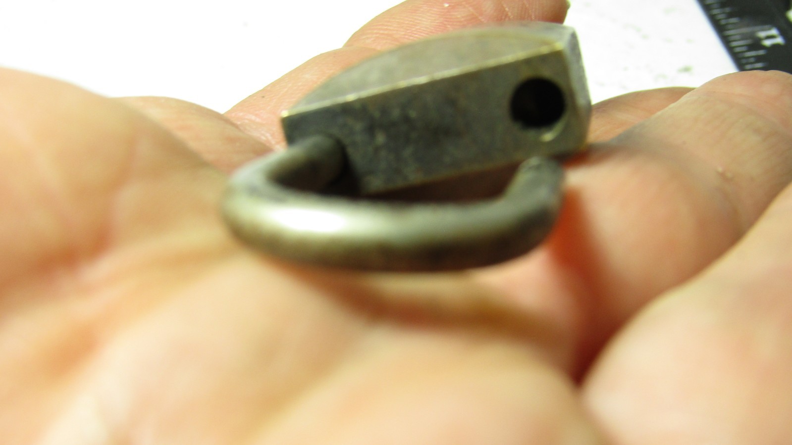 American By Italy USA B 20 Padlock Hardened Loop