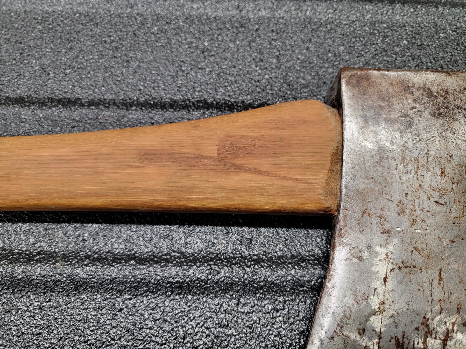 Vintage True Temper Kelly Works Flint Edge Single Bit Axe w/ Handle