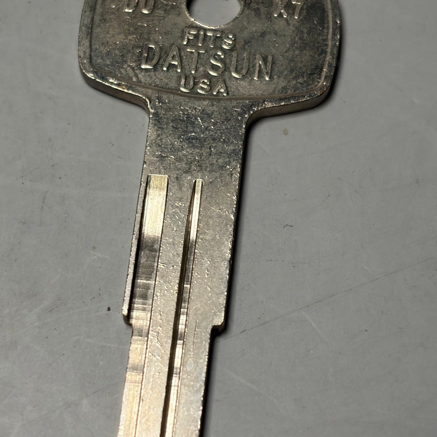 1- Cole Key Blank DA21 UNCUT Replacement Direct Fit Datsun Nissan Model Cars