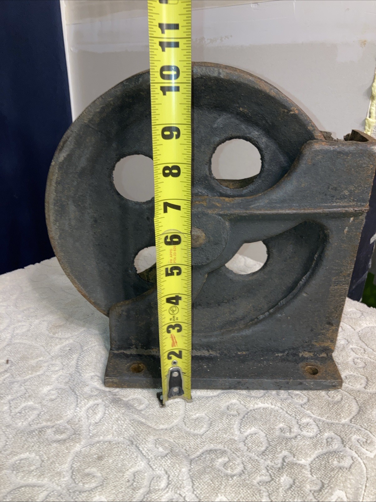 Antique Cast Iron Upright Pulley Wheel 9″ Mold 12 Industrial Steampunk Sheave