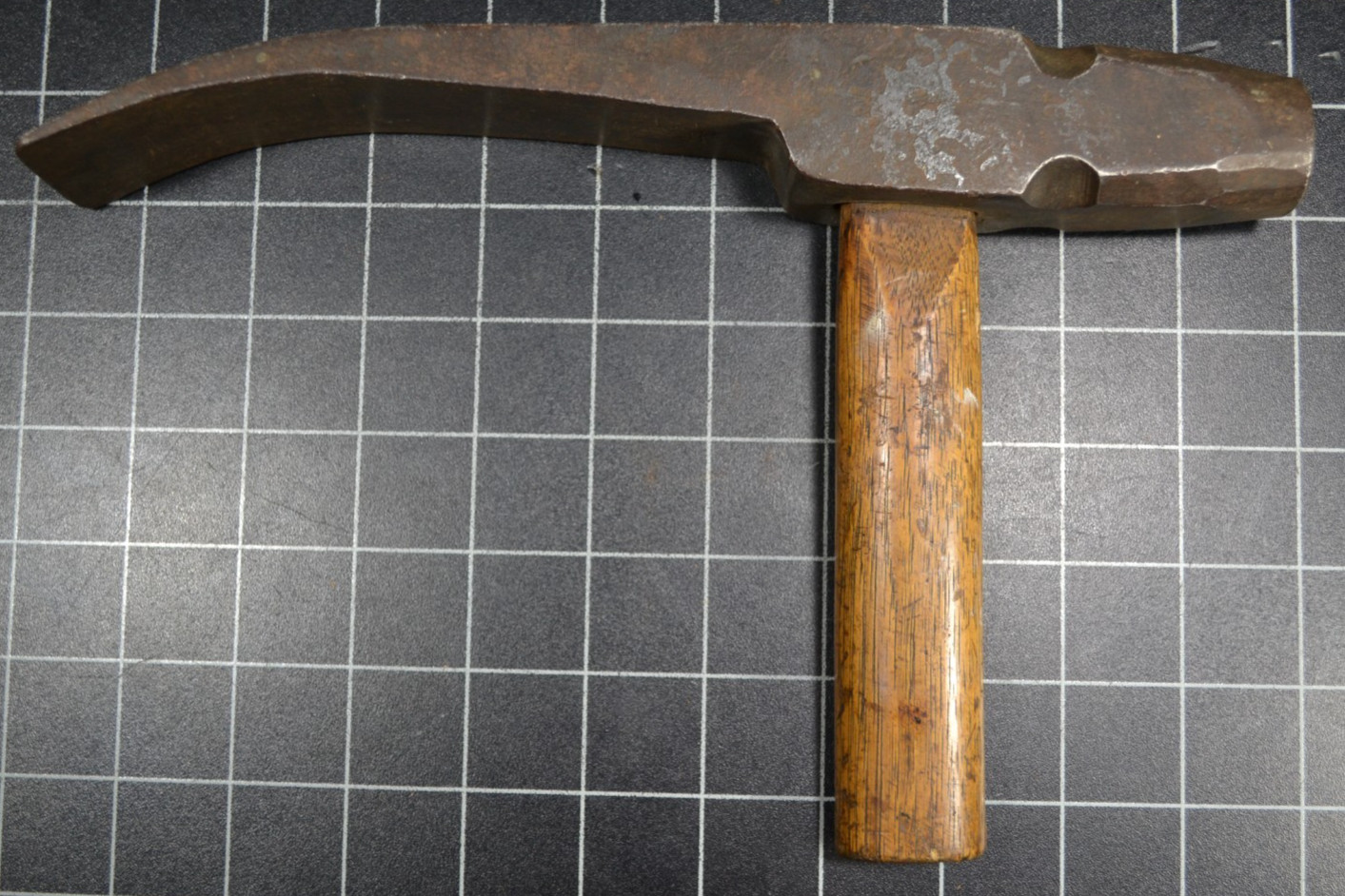 IRON CITY – BELGIUM PAVERS’ HAMMER – BOSTON PATTERN