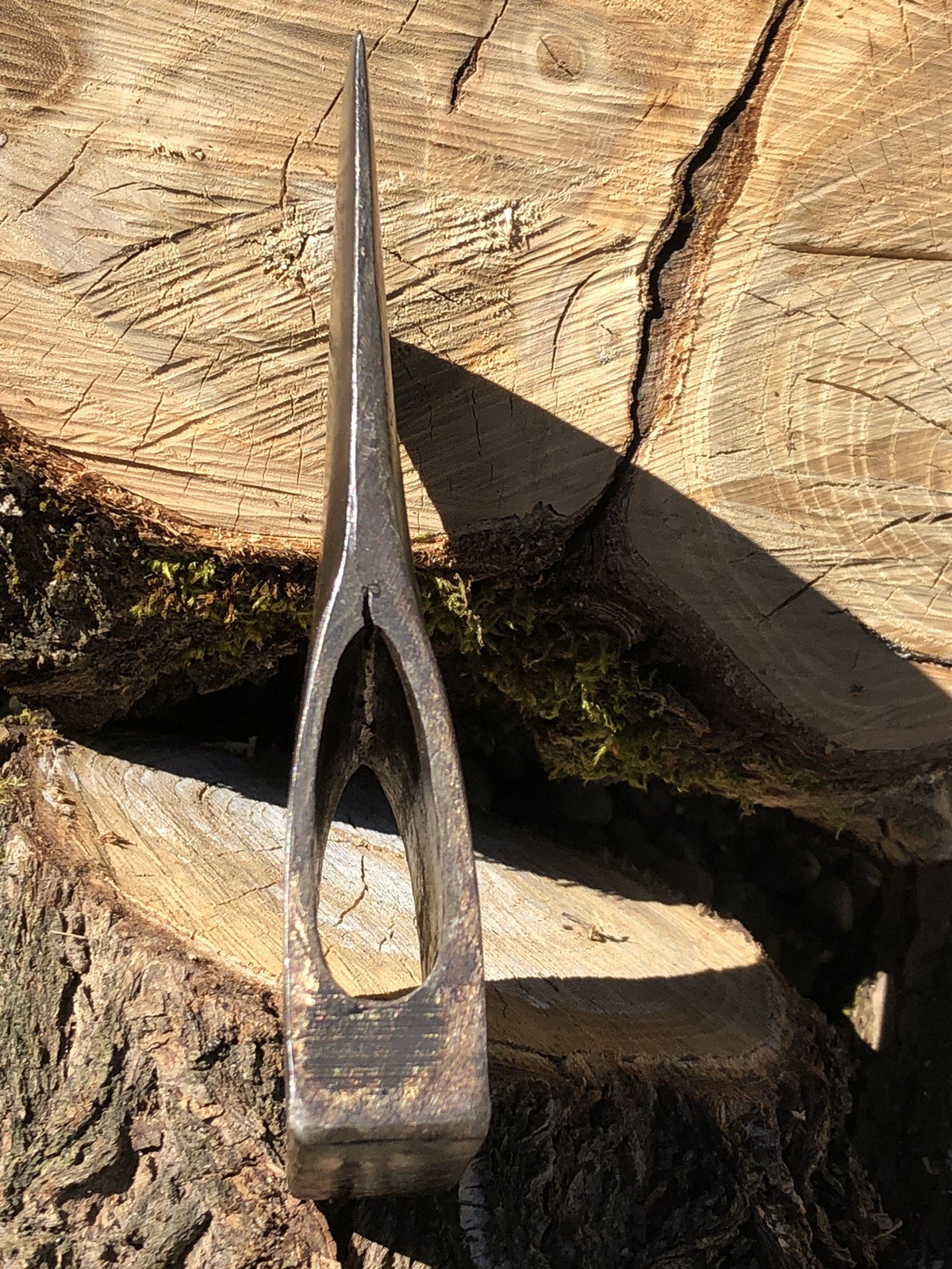 TRUE AMERICAN 2 Lb 5 Oz Single Bit Axe Head. MANN EDGE TOOL CO LEWISTOWN PA USA