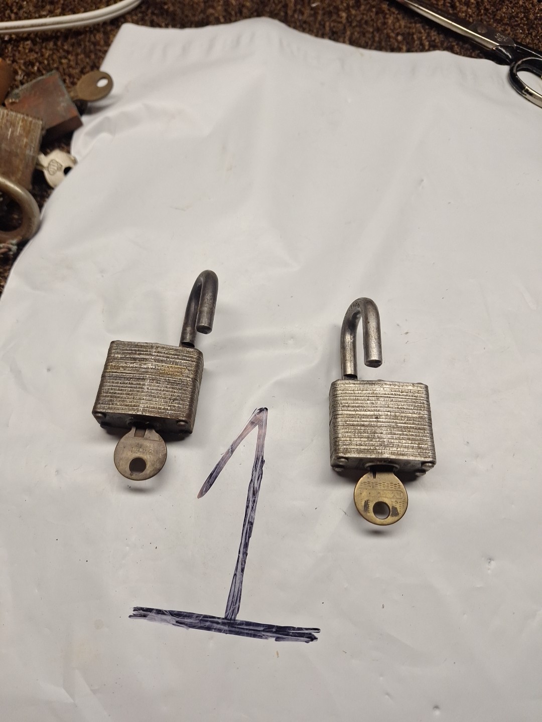 2 Vintage Master Locks No 3, Keyed The Same w/ Two Keys US Milwaukee
