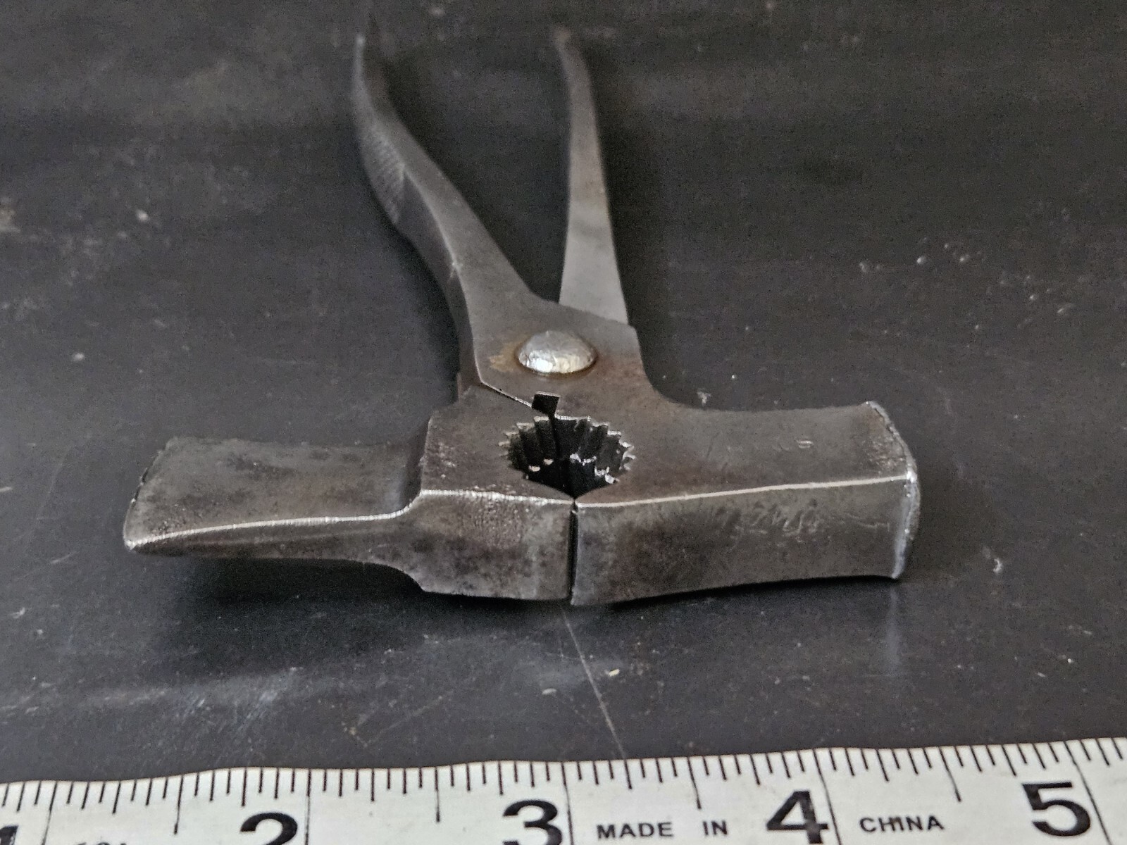 VINTAGE STAHL GERMAN MULTI TOOL PLIERS HATCHET HAMMER PRYBAR PULLER SCREWDRIVER