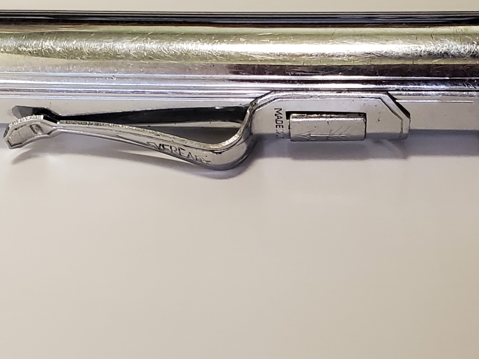 Vintage Eveready Flashlight Pocket Pen Light Silver Chrome w/ Clip, please read