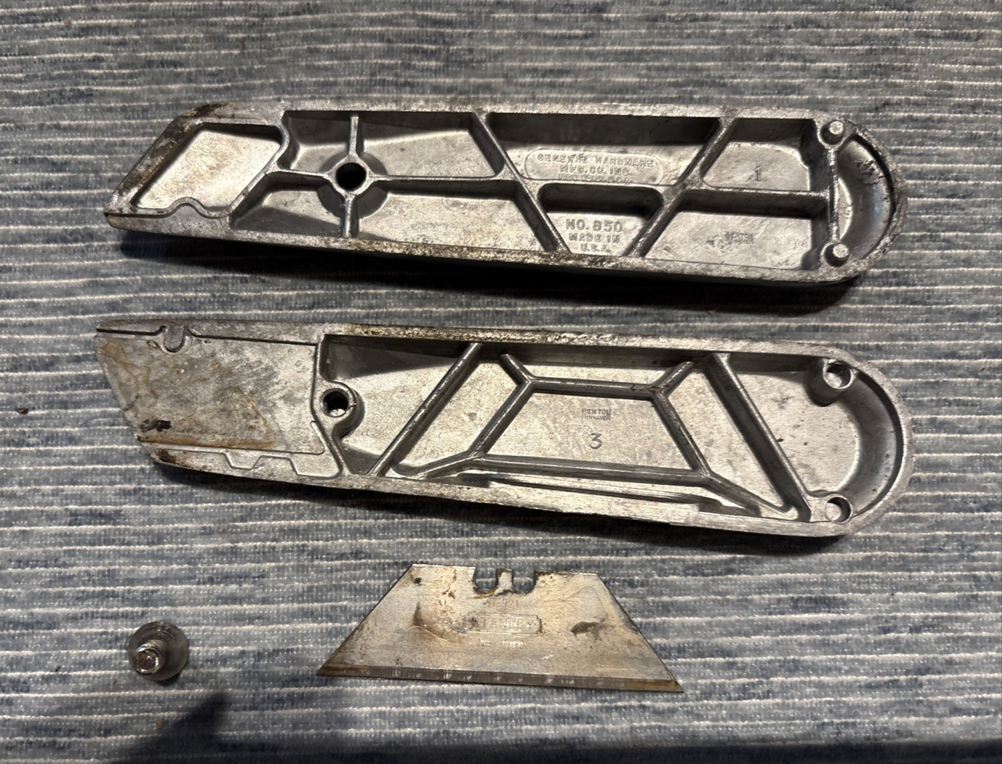 Vintage Craftsman Cast Aluminum Fixed Blade Utility Knife #850 – USA