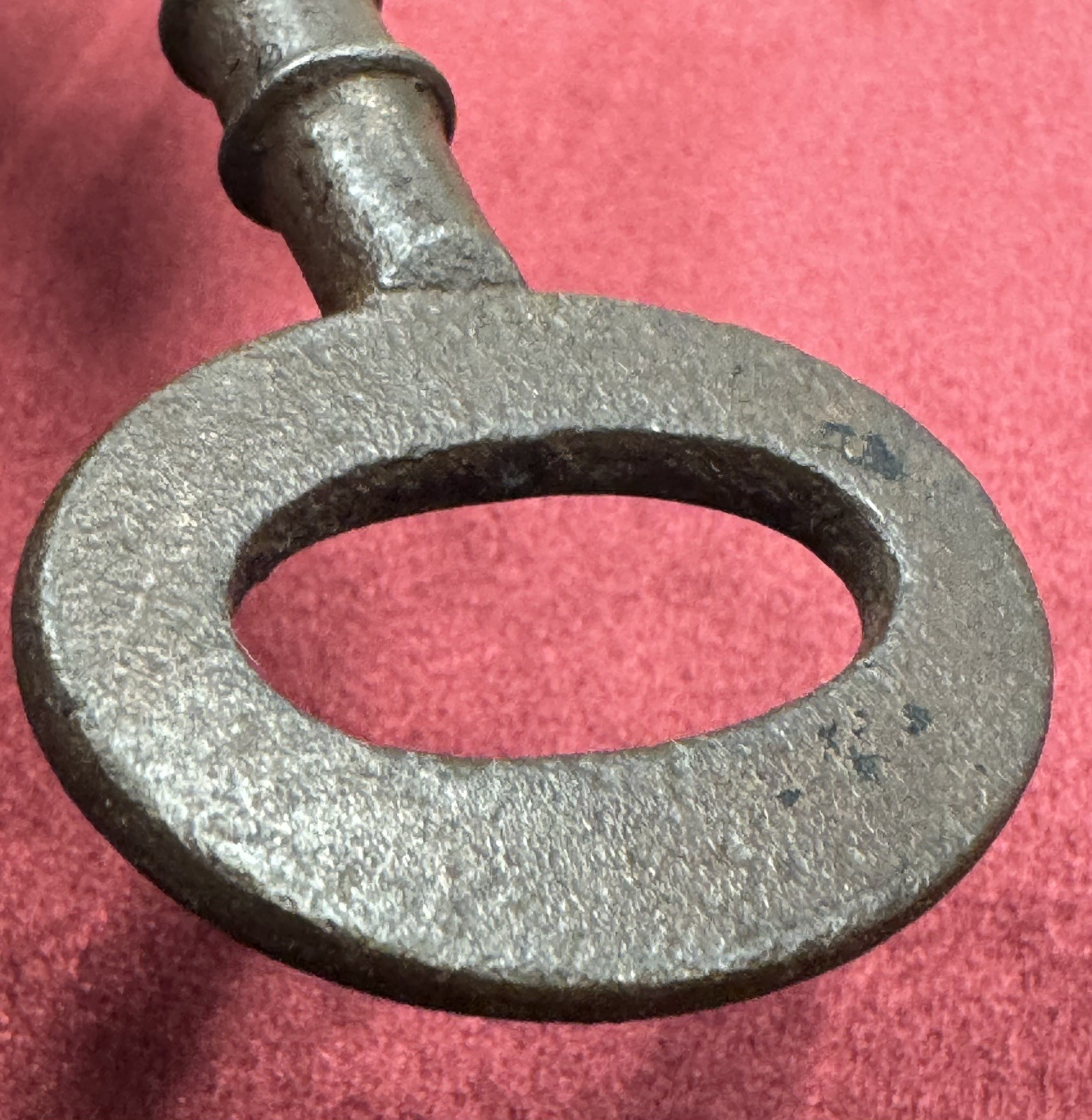 🌿 🗝️Antique Skeleton Key Solid Barrel Key authentic Antique Key!