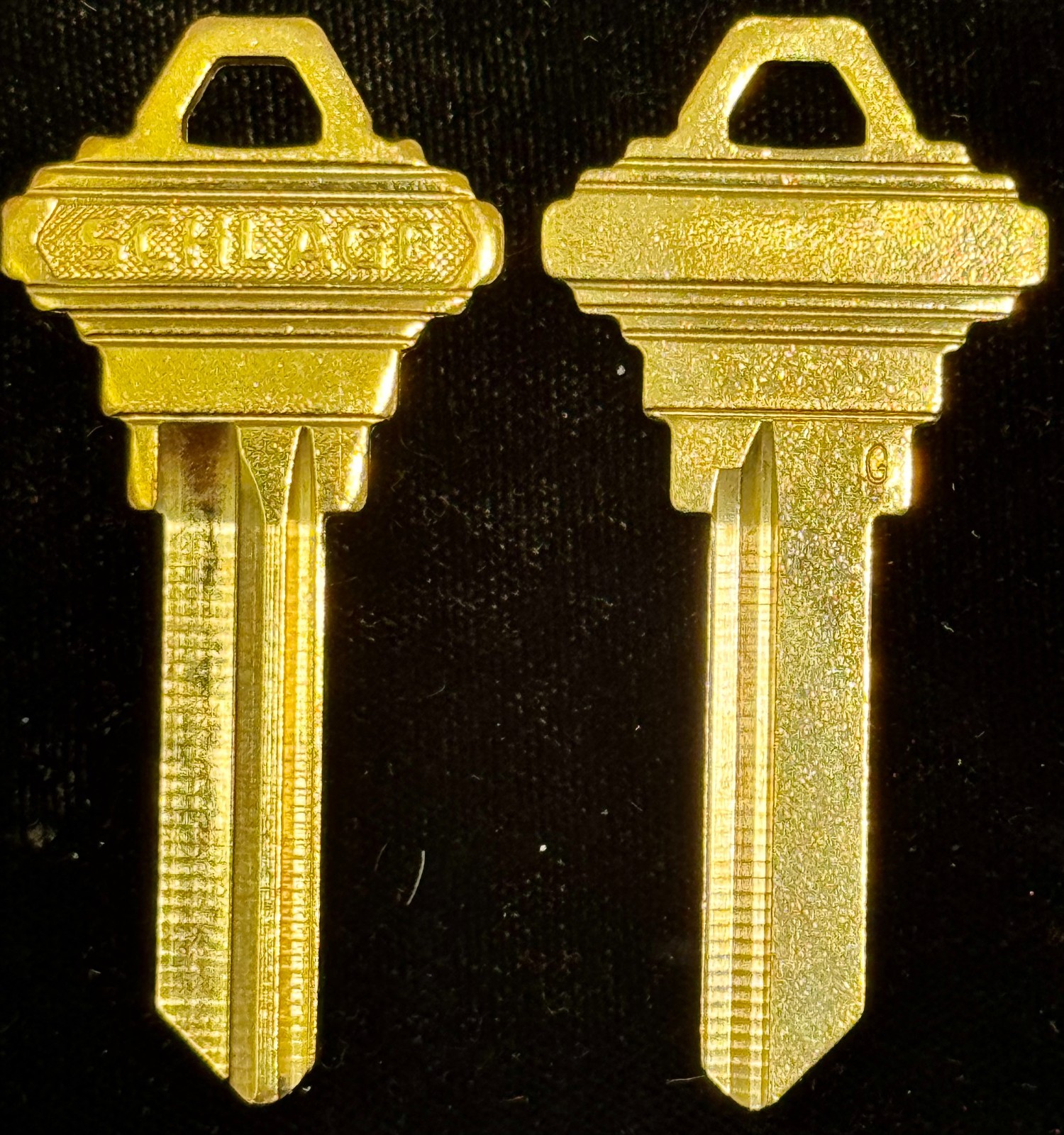 LOT of 39 Schlage Keys 35-101-468-G Schlage Blanks (39) Free Shipping