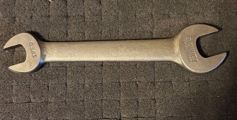 Vintage Bonney 5/8” X 3/4” Double Open End Wrench 1729 made in USA Date code LT