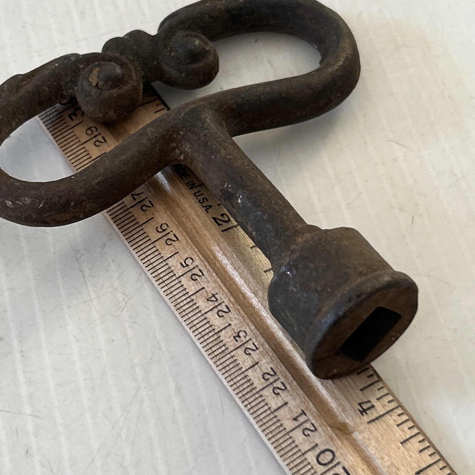 Vtg Cast Brass Key 1/2″ Square Original Cabin Rustic Primitive Decor/327j