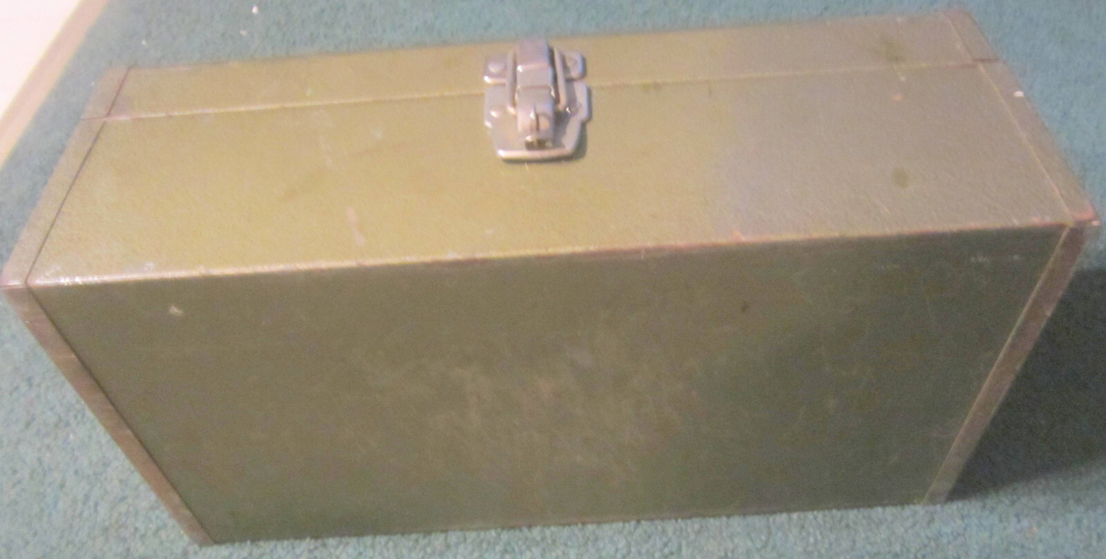 16X 8X 6″ Cole Parmer Chicago Illinois heavy duty trayed tool box,VTG,science