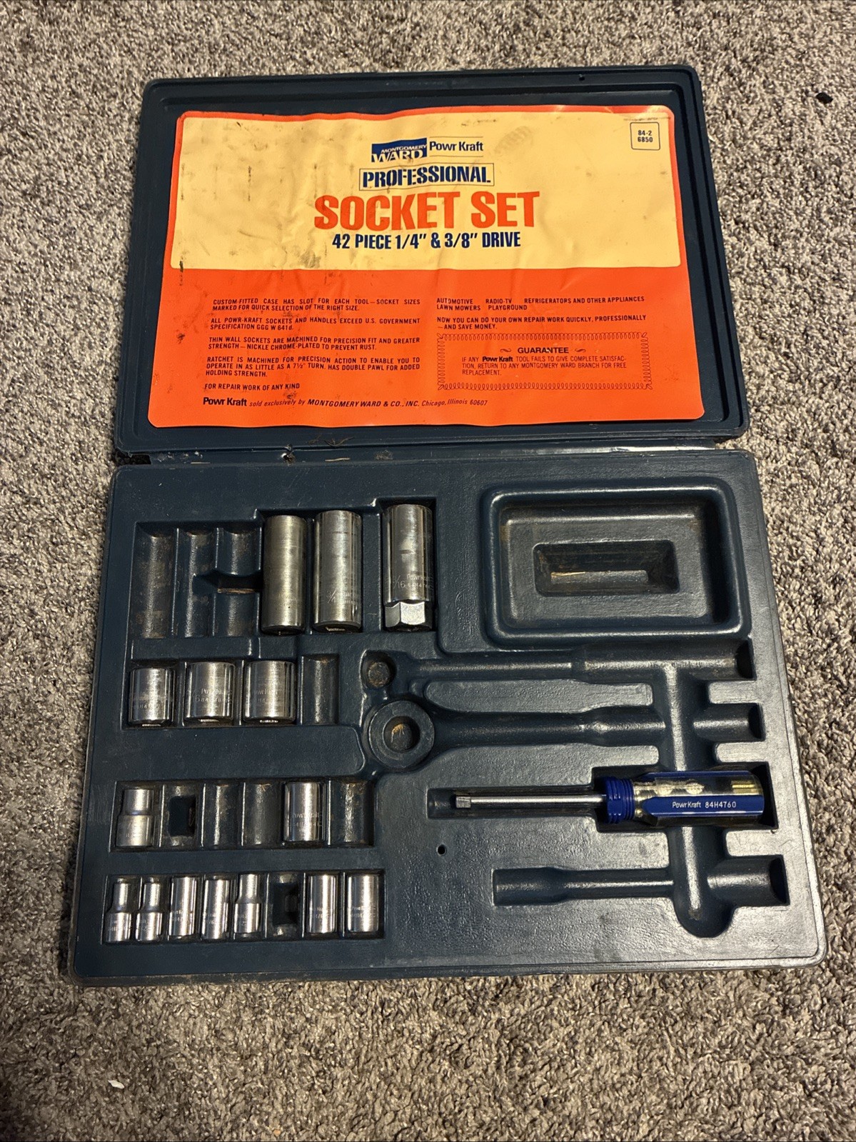 POWER KRAFT 1/4” & 3/8 Drive Professional Socket Set 16 Pieces Montgomery Ward *