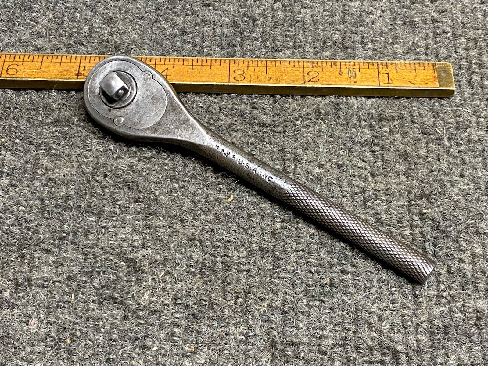 Vintage Plomb 1/4” Dr Ratchet 5” Long No. 4749 USA