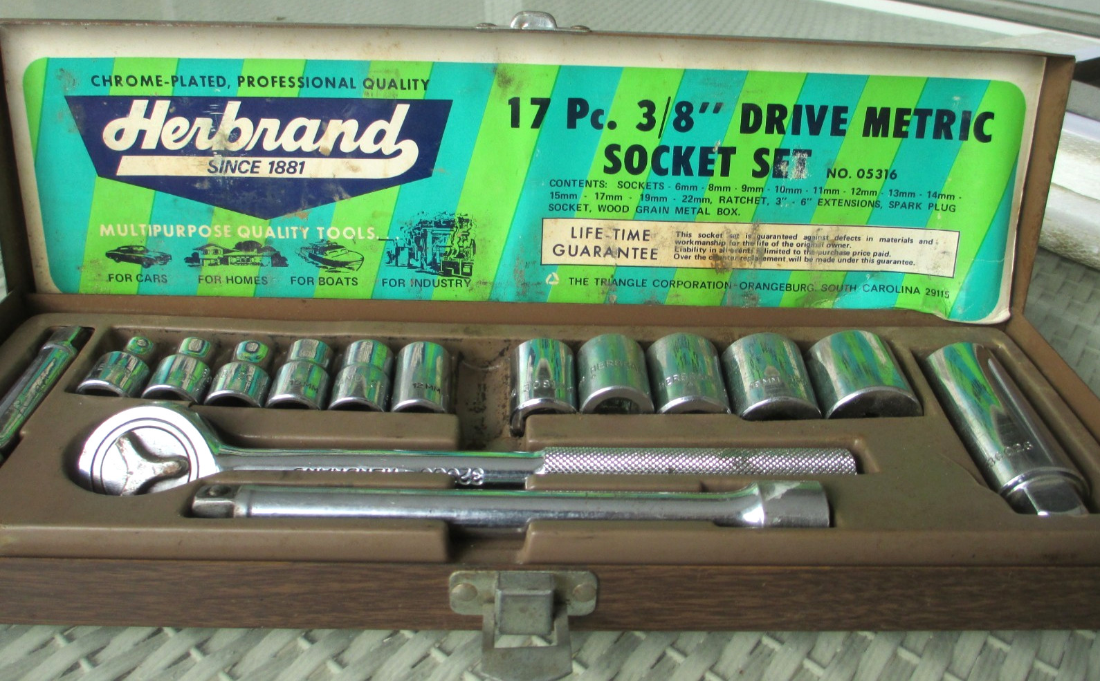 Herbrand 16 Pc 3/8″ Drive Metric Socket Set Vintage No 13mm Socket