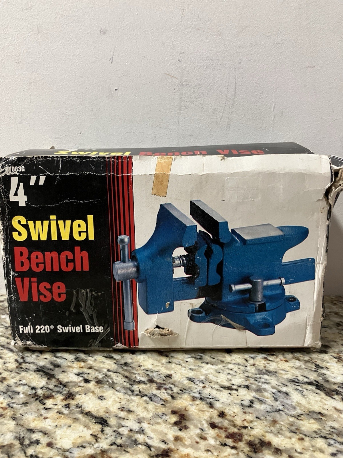 Vintage swivel base bench vise 4″ jaws Full 220 degree Swivel Base