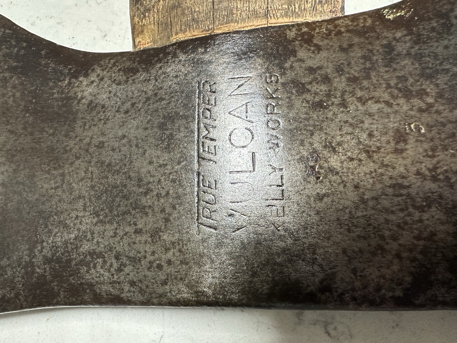 True Temper Vulcan Kelly Works Double Bit Axe 35” Wood Handle 5 Lb Vintage