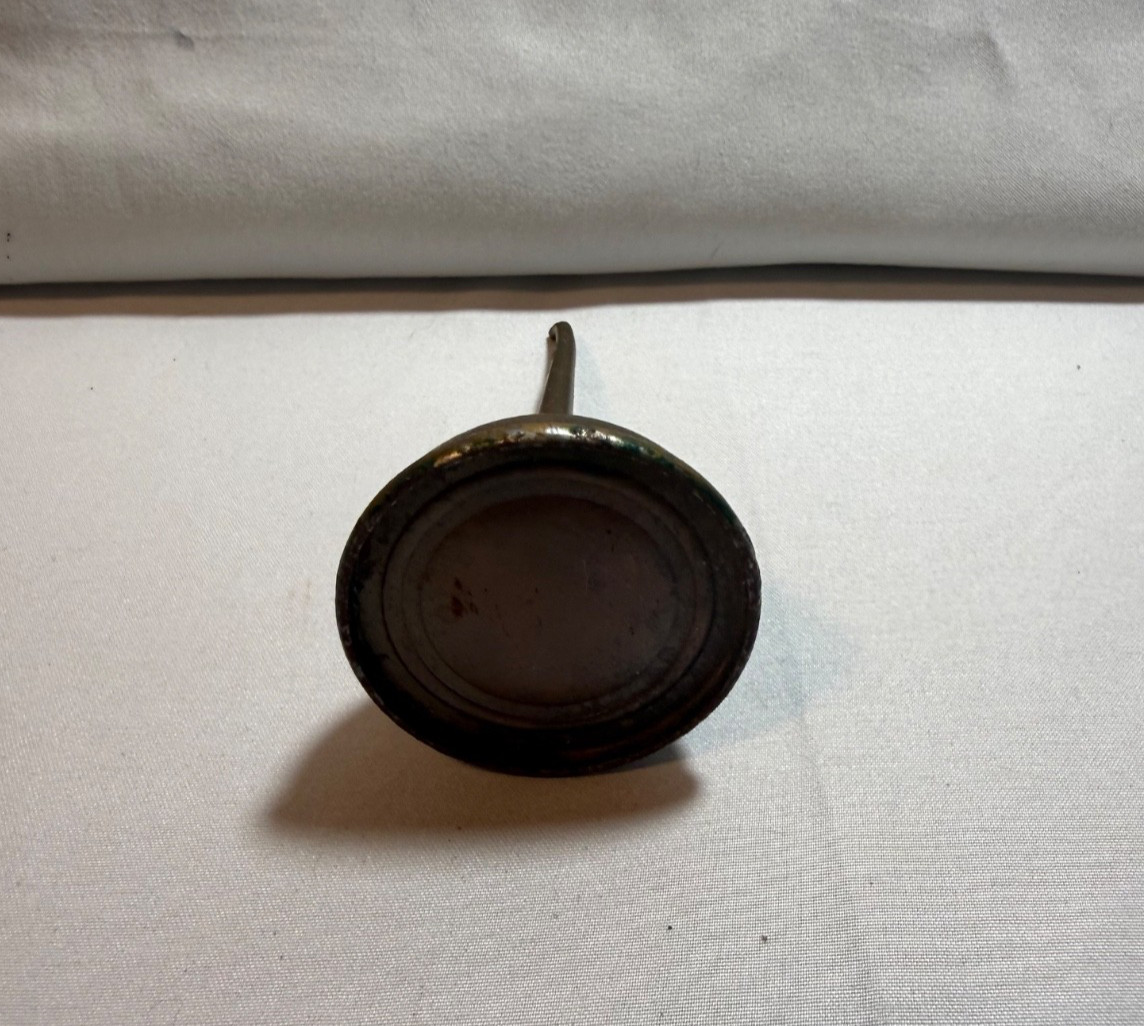 Vintage Metal Thumb Pump Oil Can With Removable Spout 4 in. Tall
