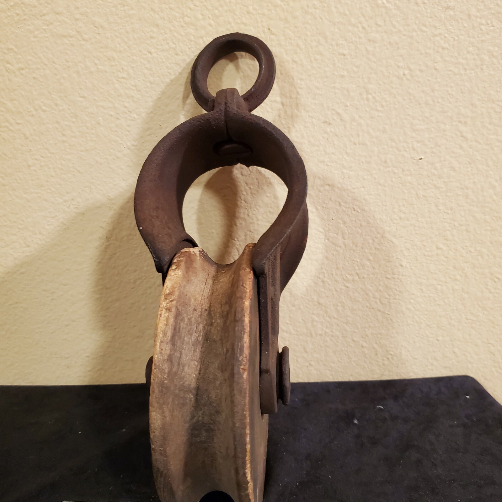 BARN FARM WOOD PULLEY with Cast Iron FRAME Block & Tackle – Nice rusty Patina A
