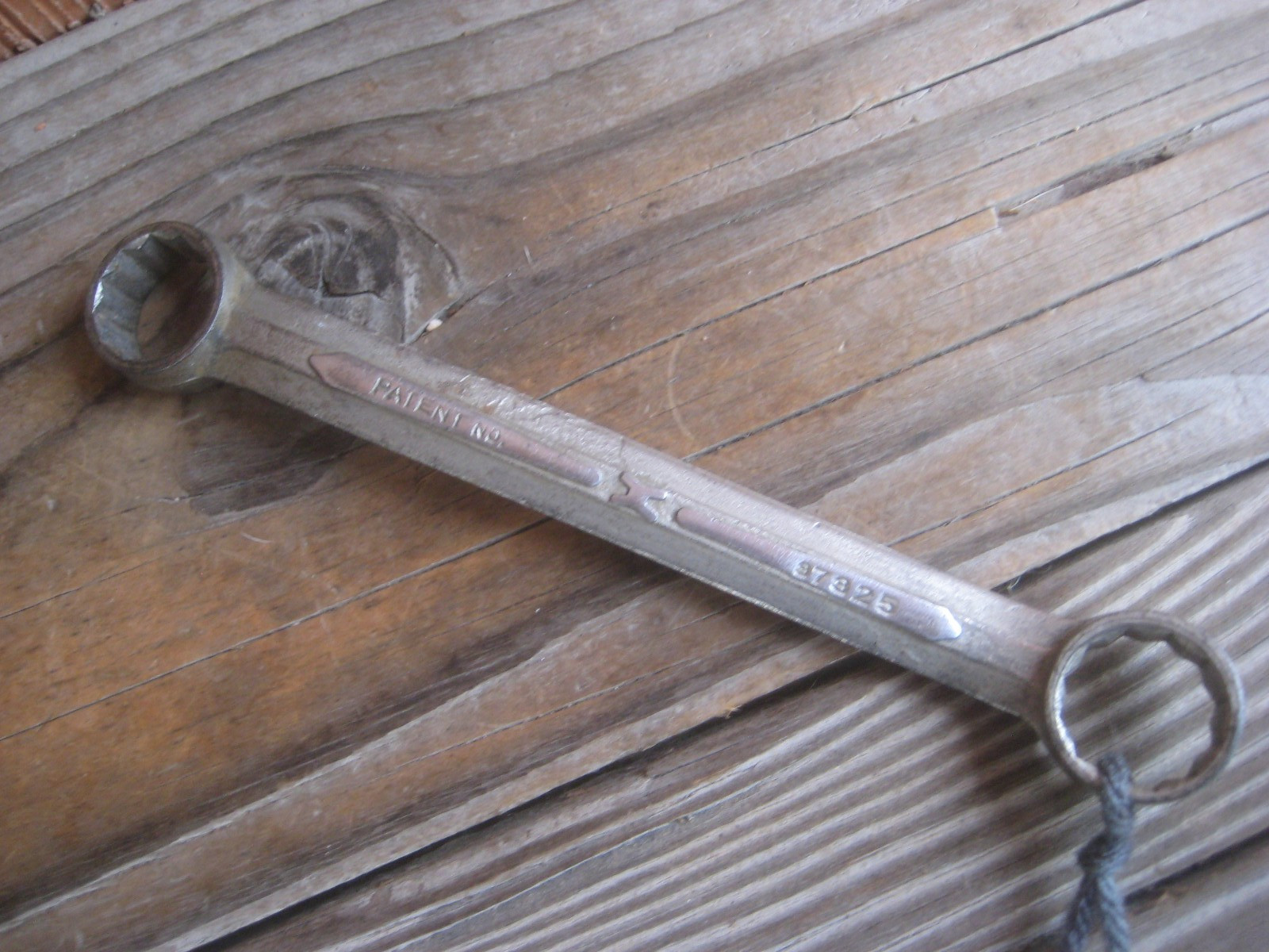 1930s Vintage BRIDGEPORT HARDWARE MFG. CO. *** 5/8″ & 11/16″ Box End Wrench USA