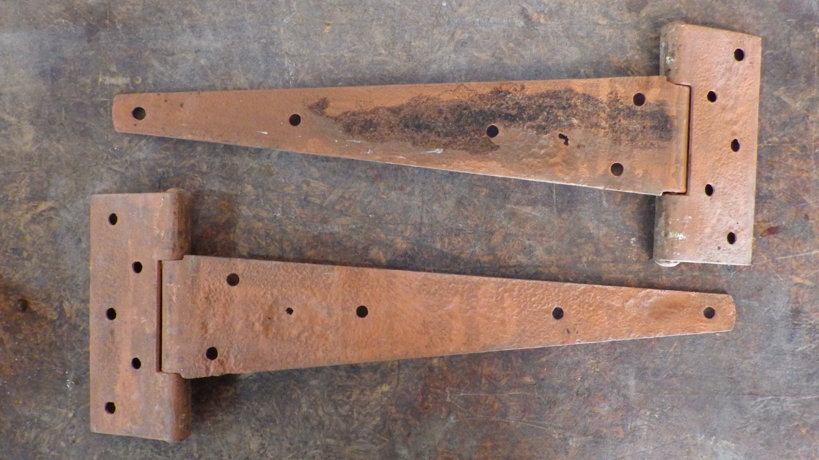 recycled vintage pair iron T strap hinges suit barn door or gate 17″ #1