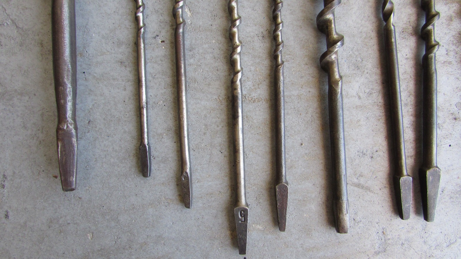 Set of 22 bits, 65 year old drill bits for hand Powered drill one price for all