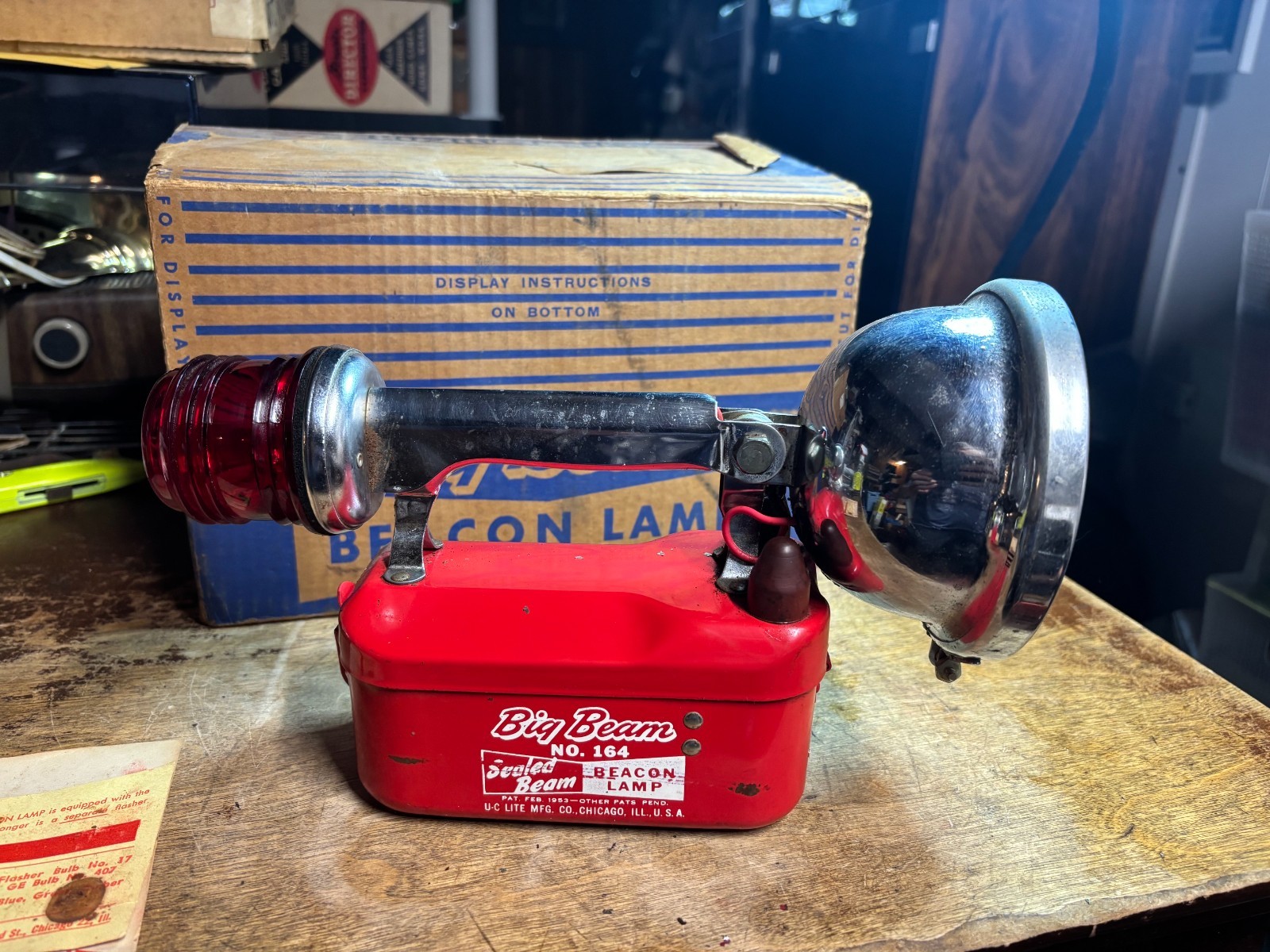 VTG Big Beam Beacon Lamp NO. 164 FLASHLIGHT/LANTERN FLASHING RED LIGHT USA Made