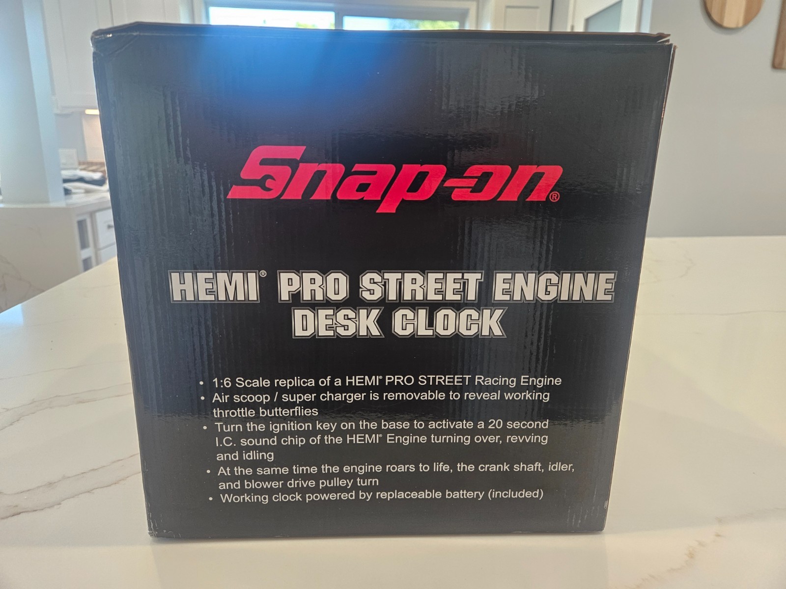 Snap-on Tools New Unboxed Hemi Pro Street Engine desk clock, RARE.
