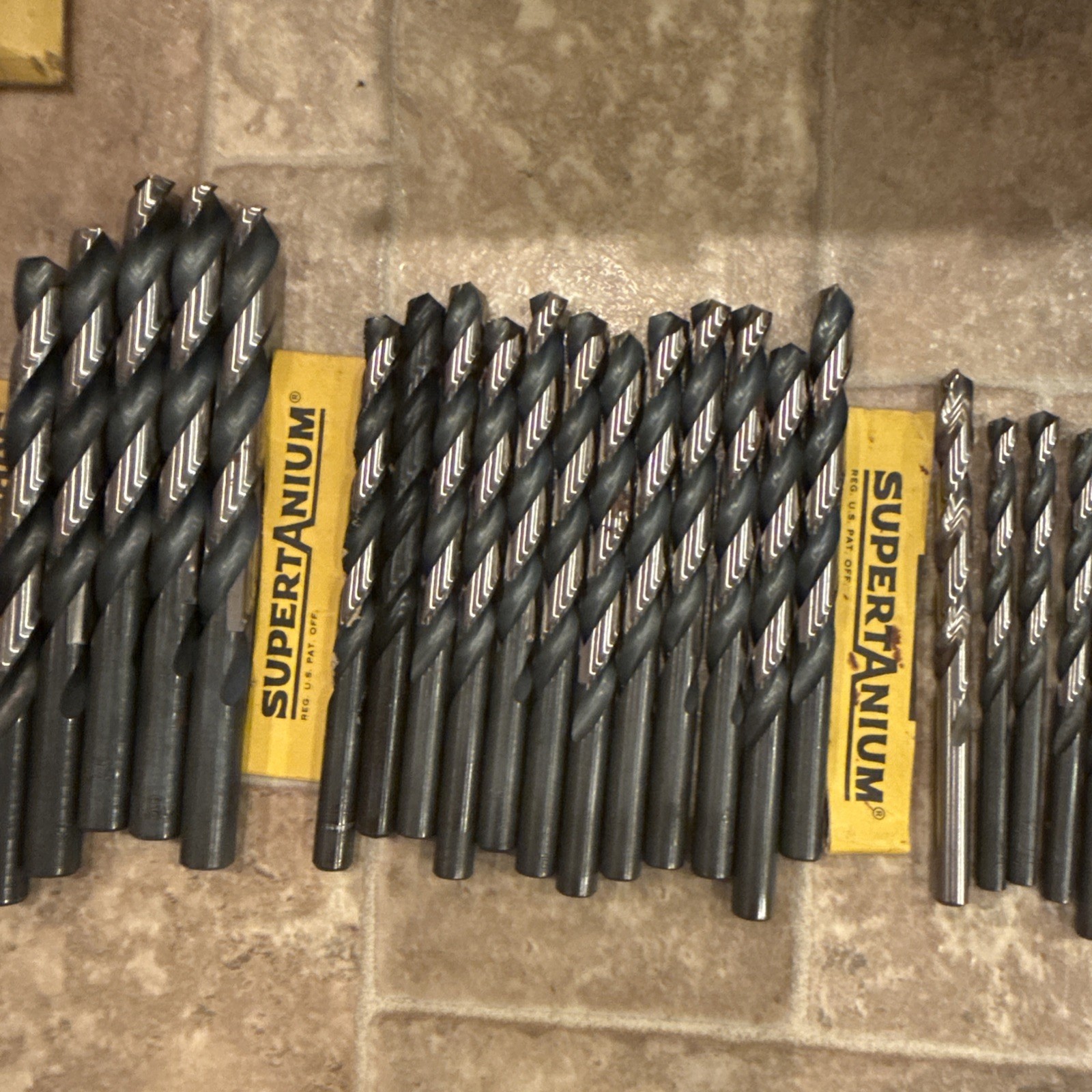 Huge Lot Machine Shop Machinist Tool Drill Bit 36 lb’s, small to large set+Taps