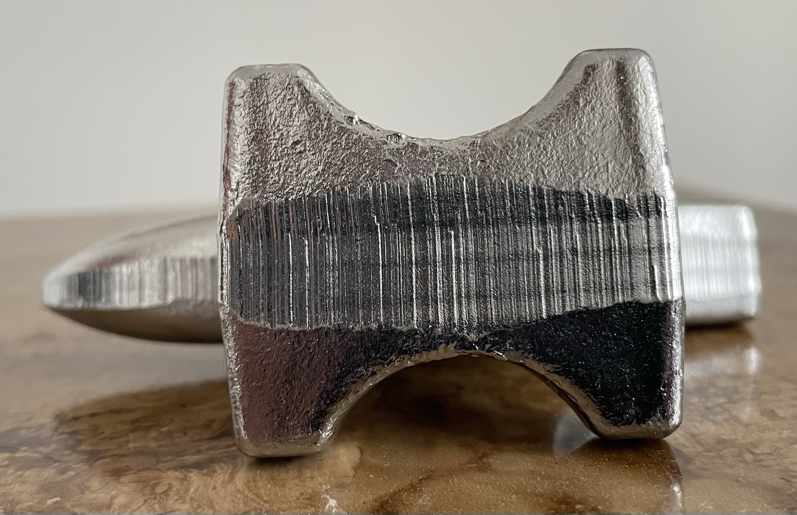 Larson Forge Anvil Paper Weight Metal Vintage Since 1895 Blacksmith Metalwork