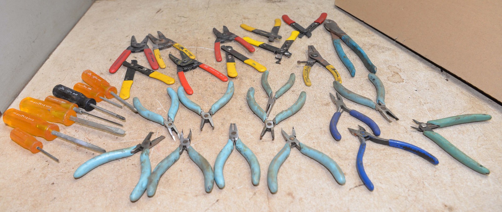 30 electrician tv typewriter repair tools Xcelite Channelock Craftsman & more