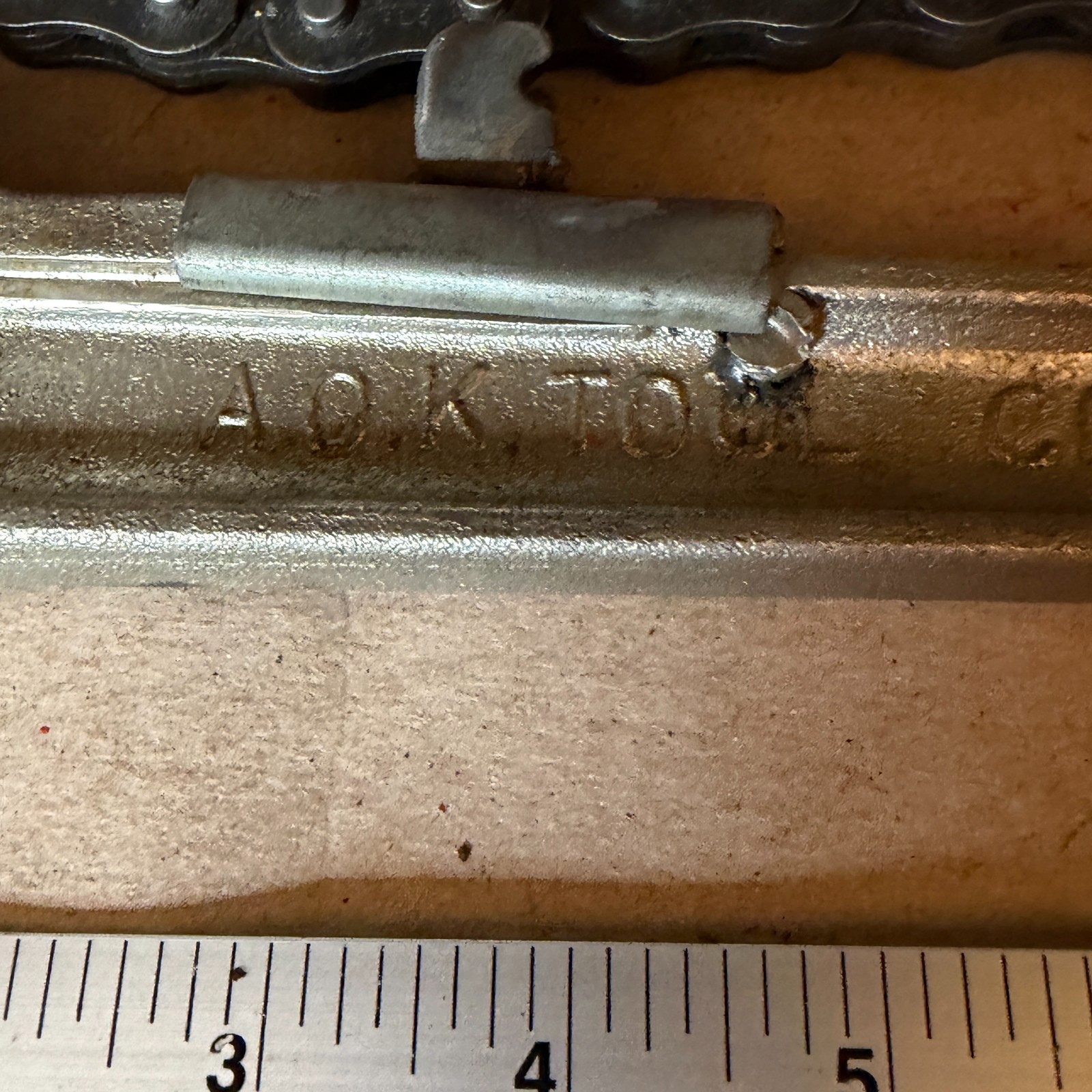 A. O.K. Alda Tool Corp CHAIN / PIPE Oil WRENCH 14