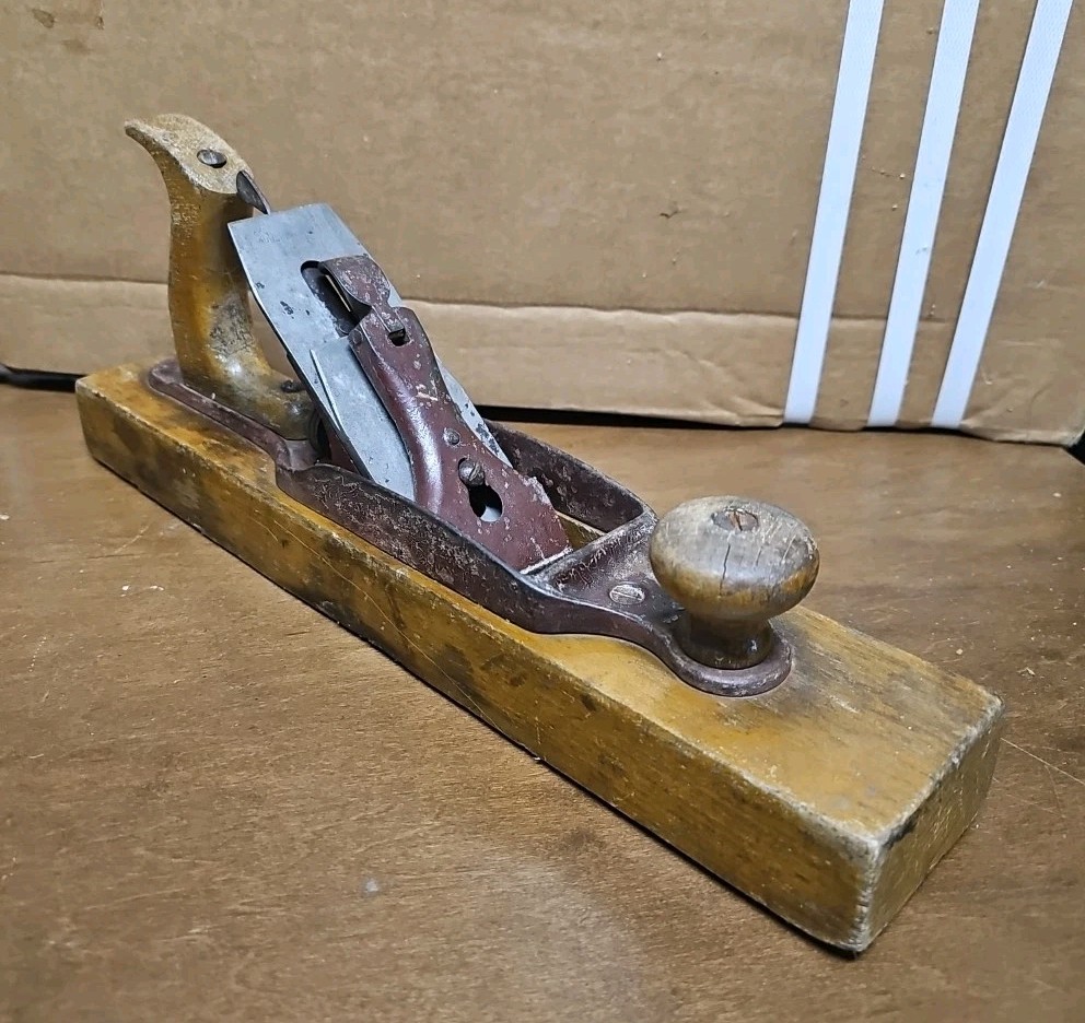 Ohio Tool Co No 26 Plane W/Rare Maroon Japanning Thistle Brand Auburn NY