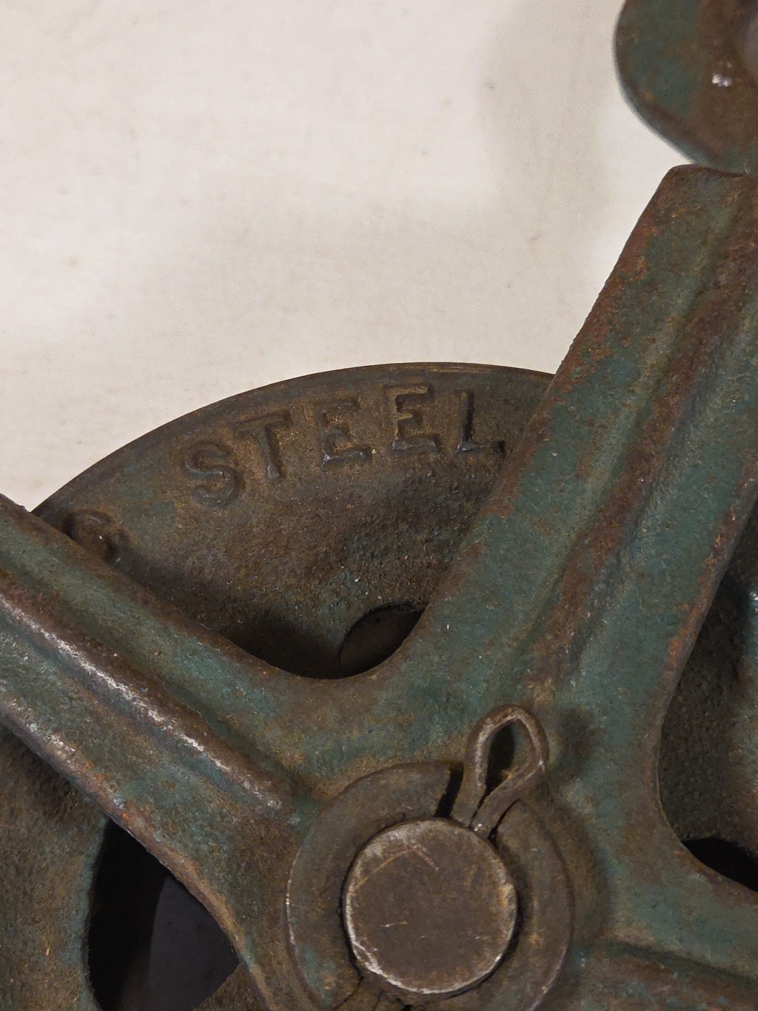 Vintage Republic Steel Chain Division Seattle Pulley/Hoist 1/2 Ton Cast Iron USA