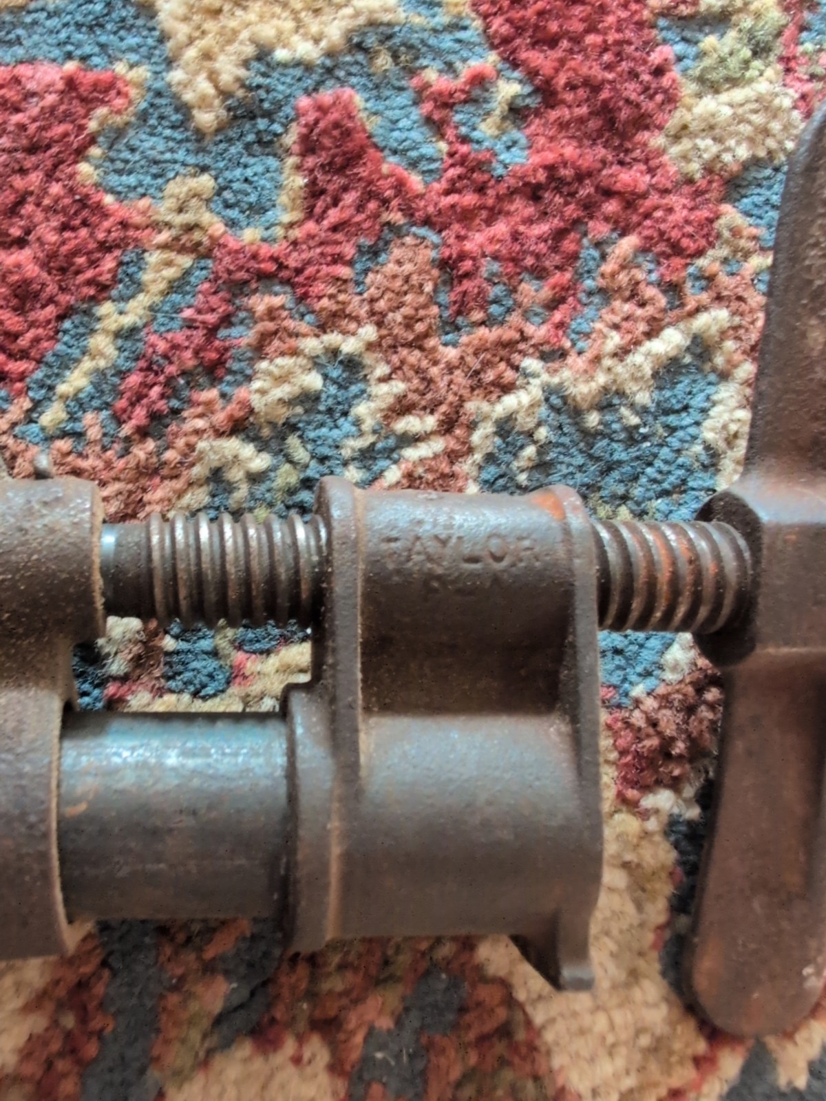 Antique Cast Iron J.L Taylor Pipe Clamp P-A 21″