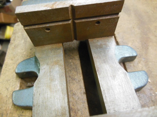 vintage Palmgren pnuematic drill press vise Eshed Robotics old machine shop tool