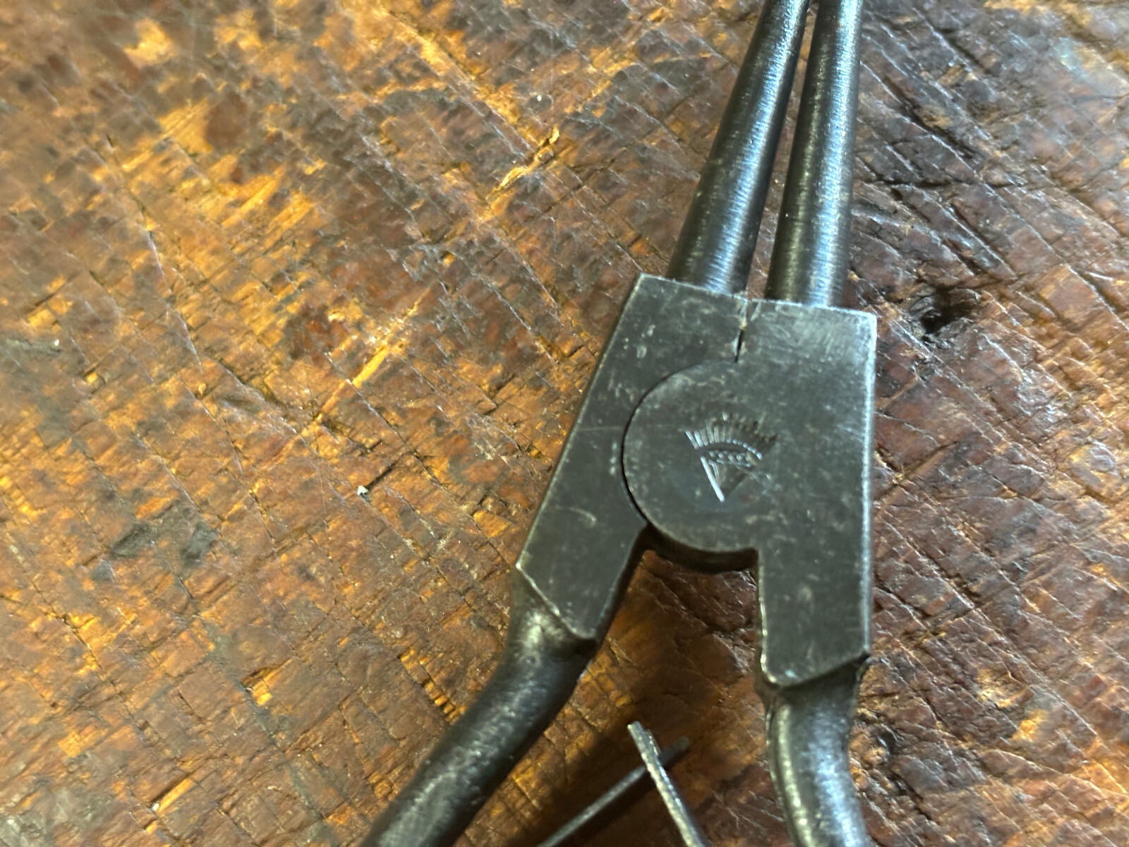 Vintage Circlip Inturnal Pliers. Diamond Brand Made in China 1950’s Excellent