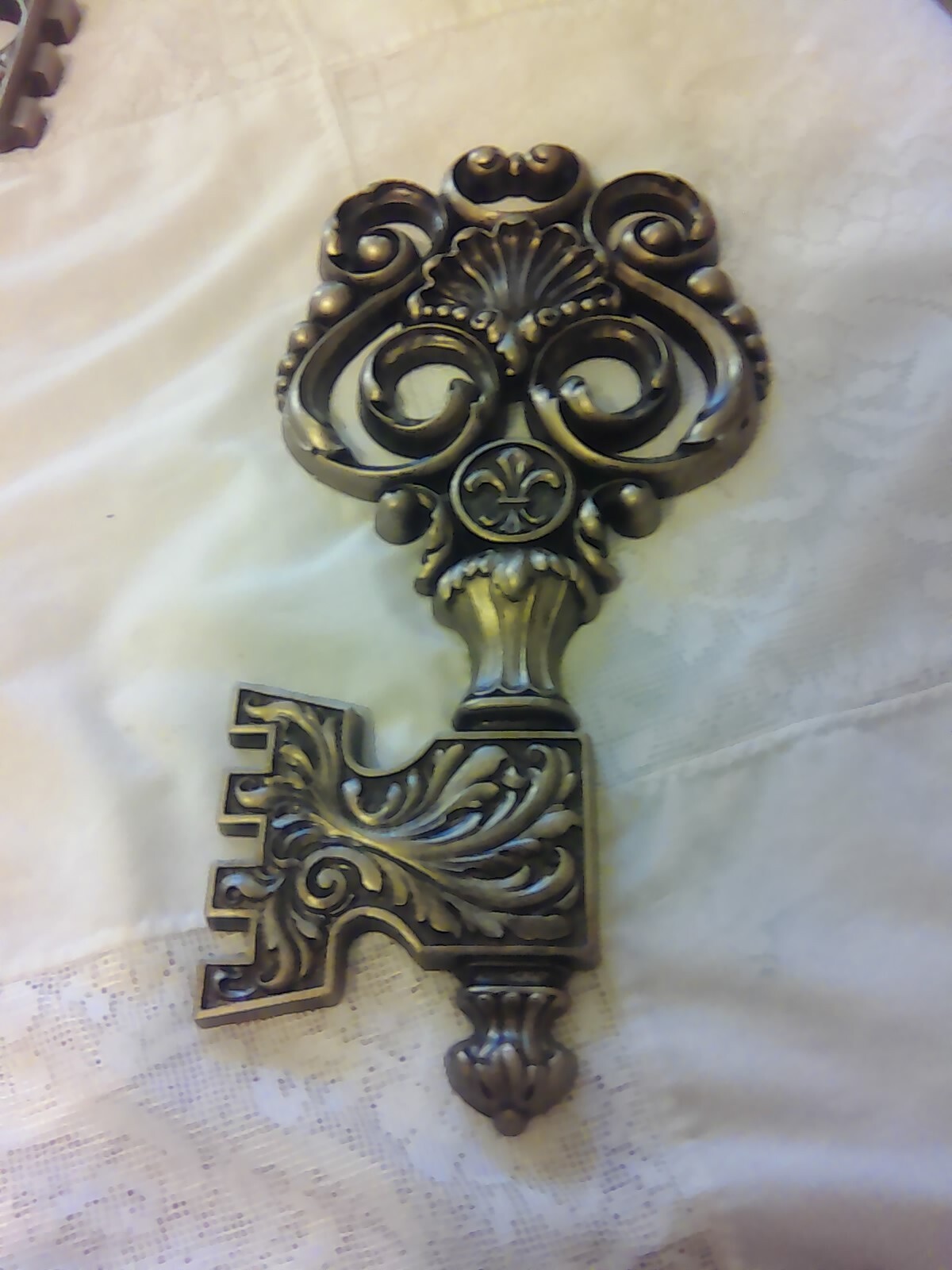Set Of 2 Medieval Syroco 1970’S Skeleton Keys
