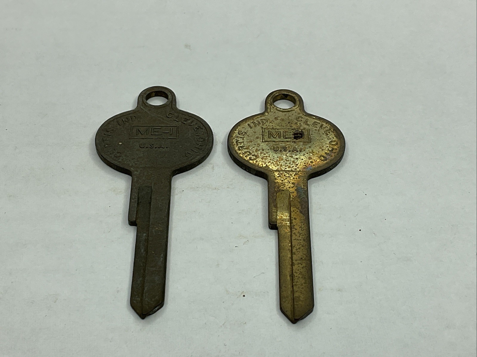Curtis Industries NOS Key Blank Lot Of 2 Uncut ME1 Brass Keys B-CK54